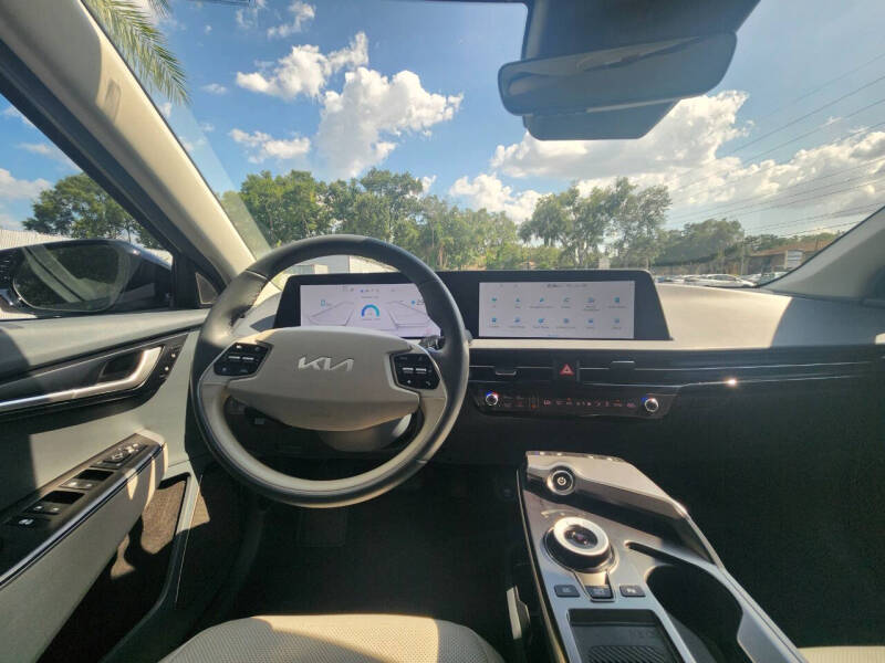 2024 Kia EV6 Wind