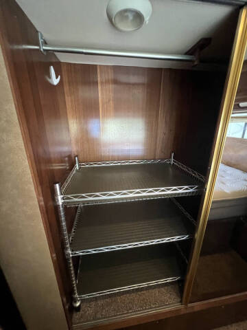 2002 Foretravel GV320 4010