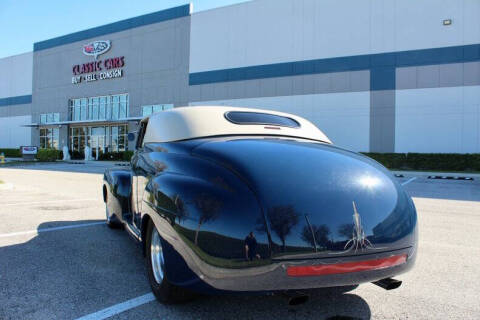 1946 Ford Super Deluxe