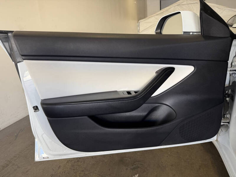 2018 Tesla Model 3 Performance