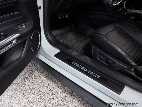 2022 Ford Mustang Mach 1