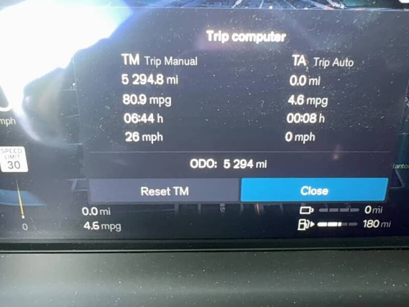 2025 Volvo XC60 T8 Plus Dark Theme