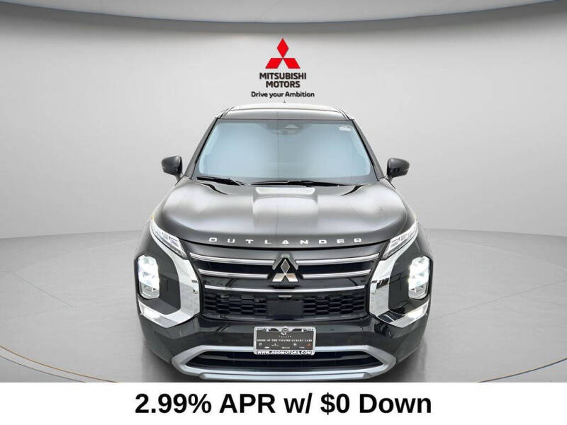 2026 Mitsubishi Outlander SE