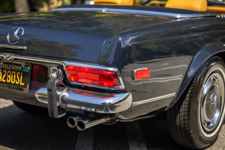1969 Mercedes-Benz 280-Class