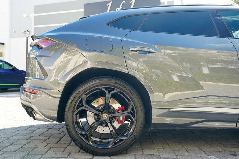 2019 Lamborghini Urus
