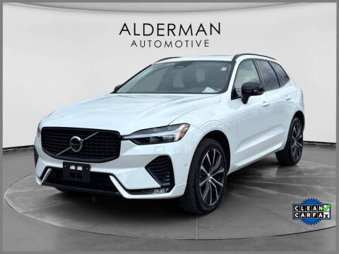 2024 Volvo XC60 B5 Plus Dark Theme