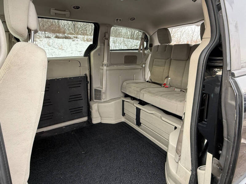 2016 Dodge Grand Caravan SXT Plus