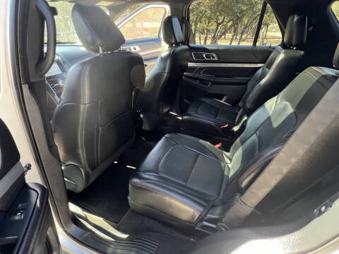 2018 Ford Explorer Sport
