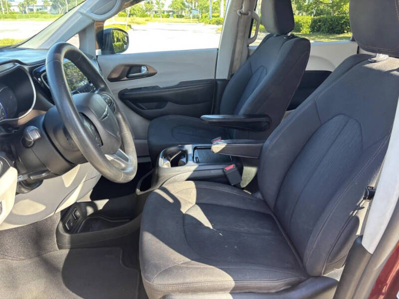 2017 Chrysler Pacifica Touring