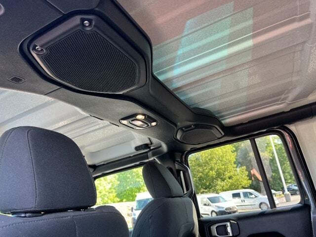 2020 Jeep Wrangler Unlimited 14