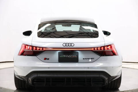 2022 Audi RS e-tron GT quattro