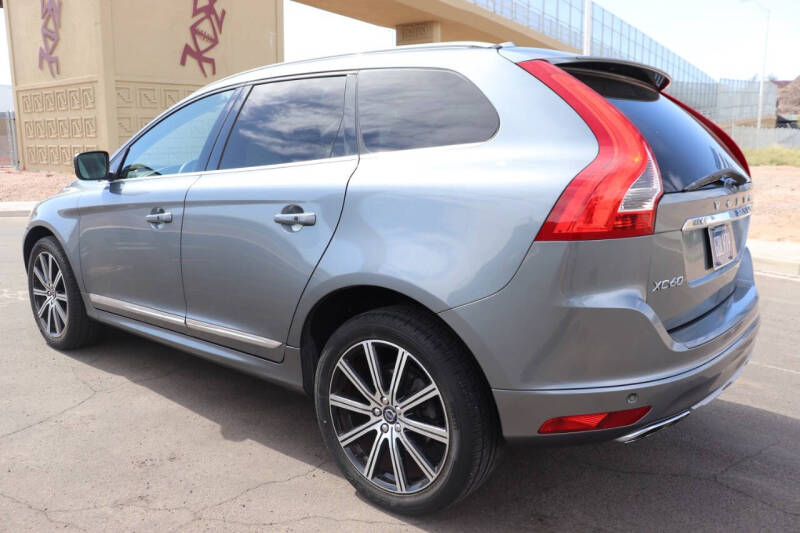 2016 Volvo XC60 T5 Drive-E Platinum