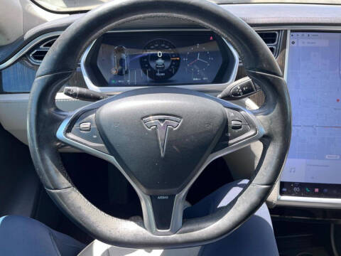 2013 Tesla Model S Performance
