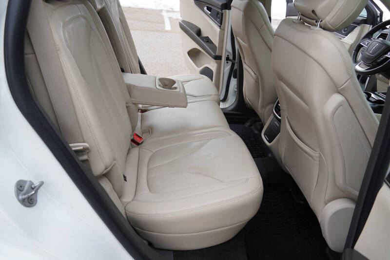 2020 Lincoln Nautilus Reserve