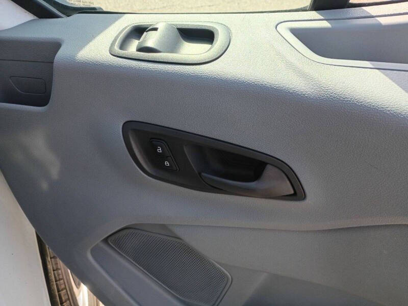 2018 Ford Transit