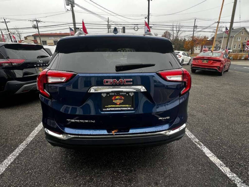 2022 GMC Terrain SLT