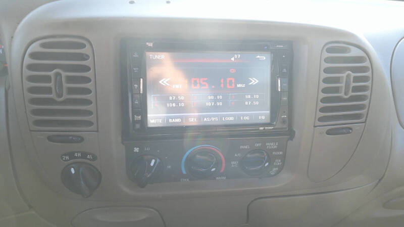 2001 Ford F-150 Lariat