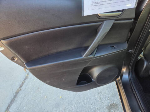 2013 Mazda MAZDA3 i Touring