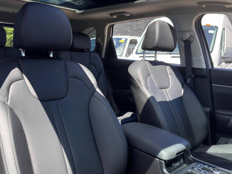 2023 Kia Sorento X-Line EX