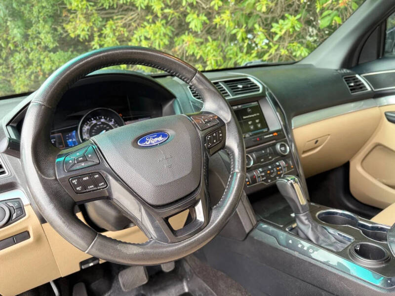 2016 Ford Explorer XLT