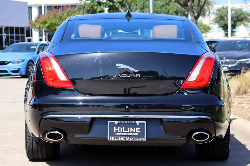 2016 Jaguar XJL Portfolio