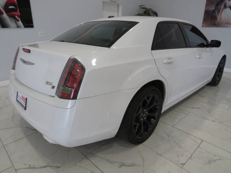 2014 Chrysler 300 S