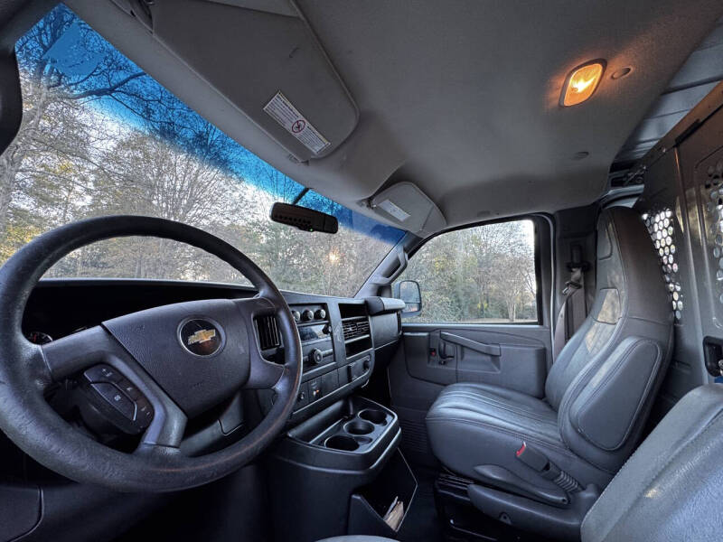 2017 Chevrolet Express 2500