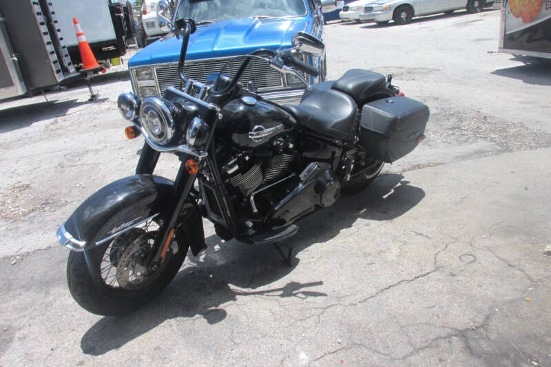 2020 Harley-Davidson FLHCS Heritage Classic 114