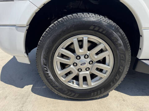 2012 Ford Expedition XLT