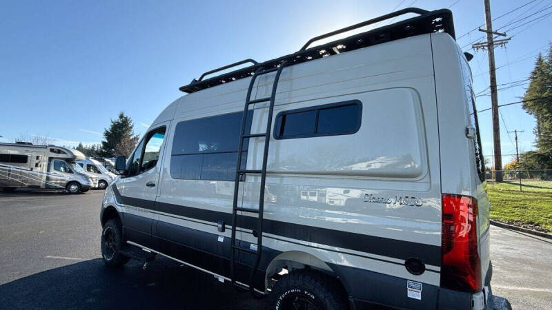 2024 Mercedes-Benz Sprinter