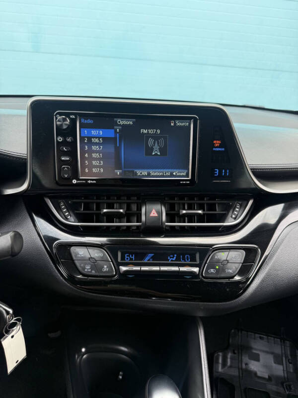 2018 Toyota C-HR XLE