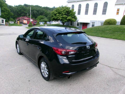 2018 Mazda MAZDA3 Sport