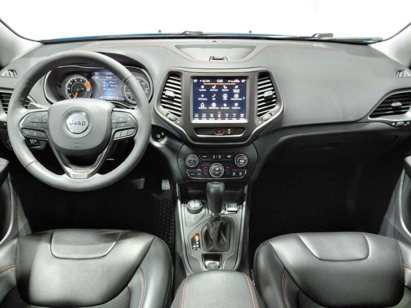2022 Jeep Cherokee Trailhawk
