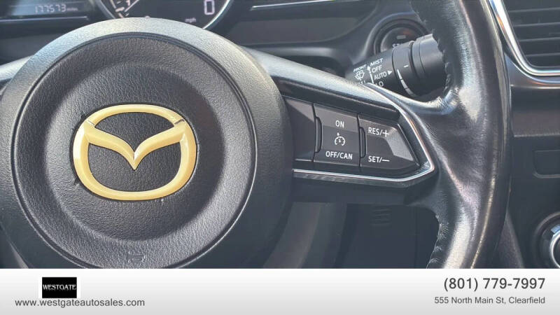 2017 Mazda MAZDA3 Grand Touring