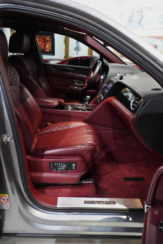 2020 Bentley Bentayga V8