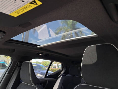 2026 Volvo XC40 B5 Ultra Black Edition