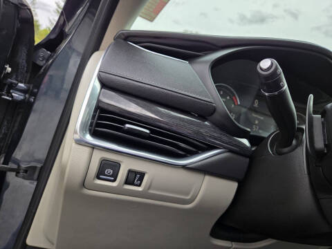 2019 Cadillac XT4 Premium Luxury