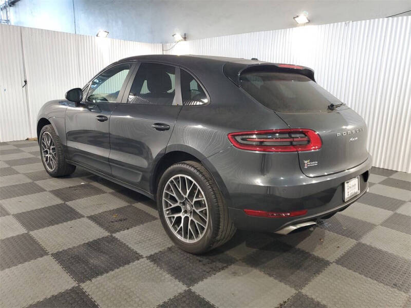2018 Porsche Macan