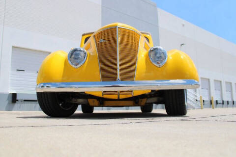 1937 Ford Cabriolet