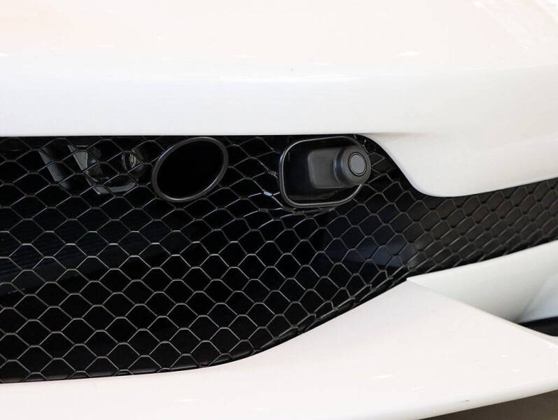 2025 Ferrari 296 GTS