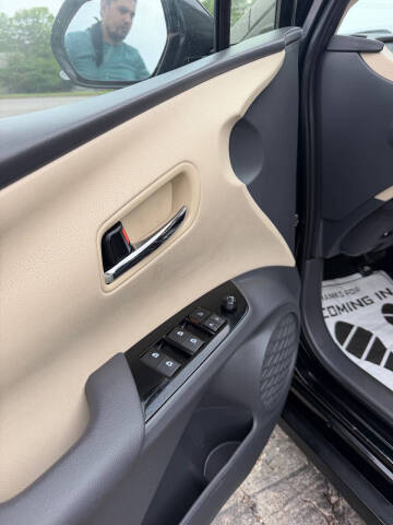 2016 Toyota Prius Four