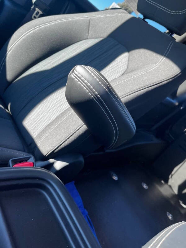 2024 Chrysler Pacifica Touring