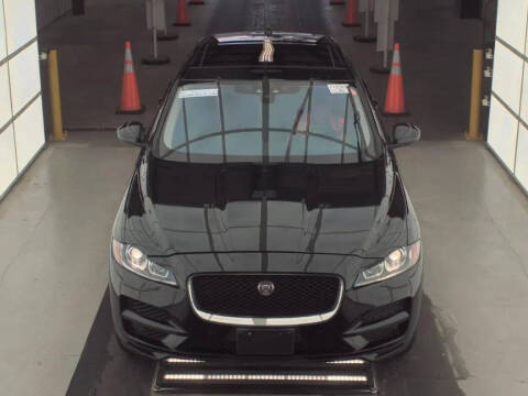 2020 Jaguar F-PACE 30t Prestige