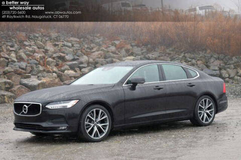 2017 Volvo S90