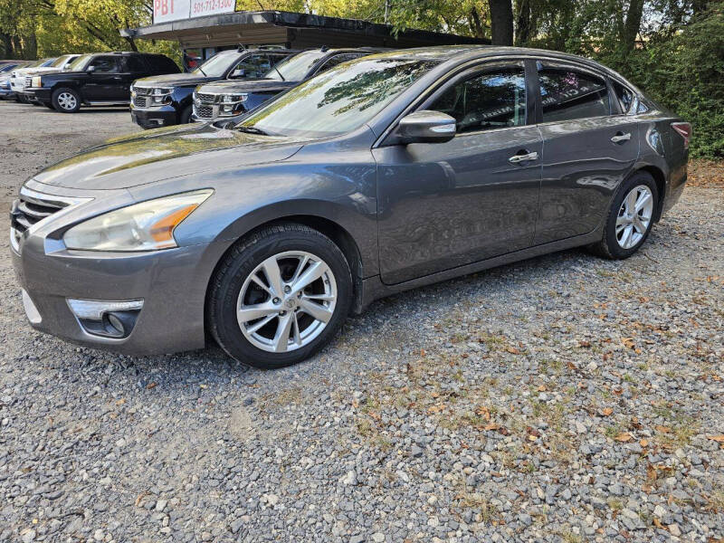 2015 Nissan Altima SL's photo