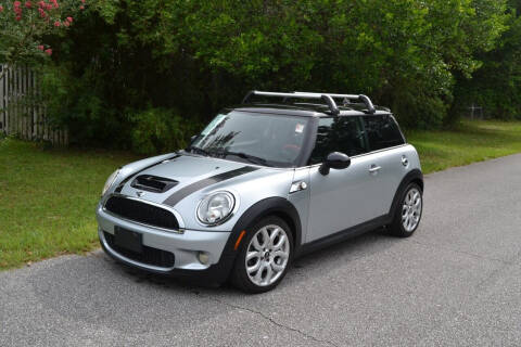 2009 MINI Cooper for sale at Car Bazaar in Pensacola FL