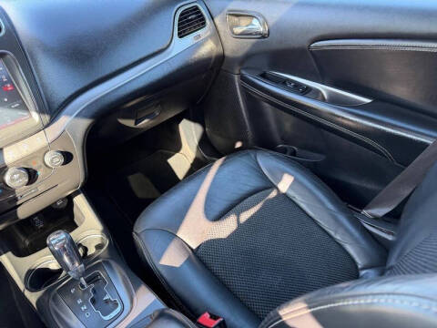 2020 Dodge Journey Crossroad