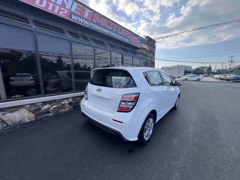 2020 Chevrolet Sonic LT