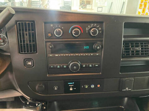 2023 GMC Savana 2500