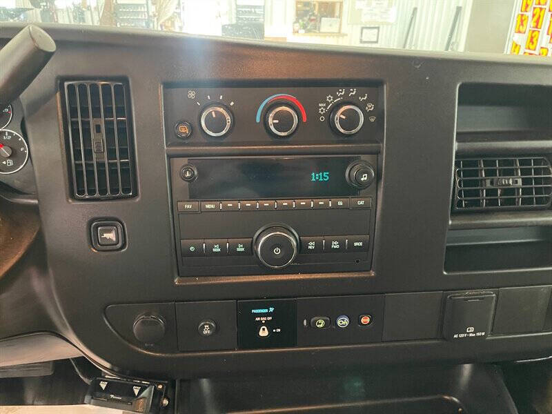 2023 GMC Savana 2500
